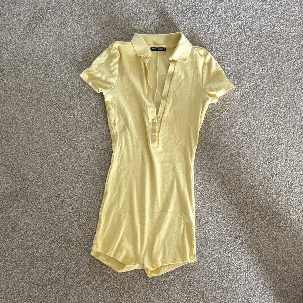 Zara Light Yellow Button Down Romper